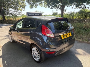 Used Ford Fiesta 2013 for sale - 79174374: Photo