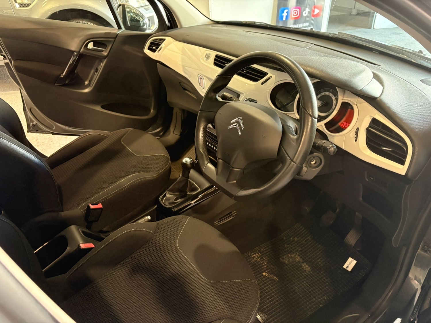 Used Citroen C3 2013 for sale - 78000513: Photo 15