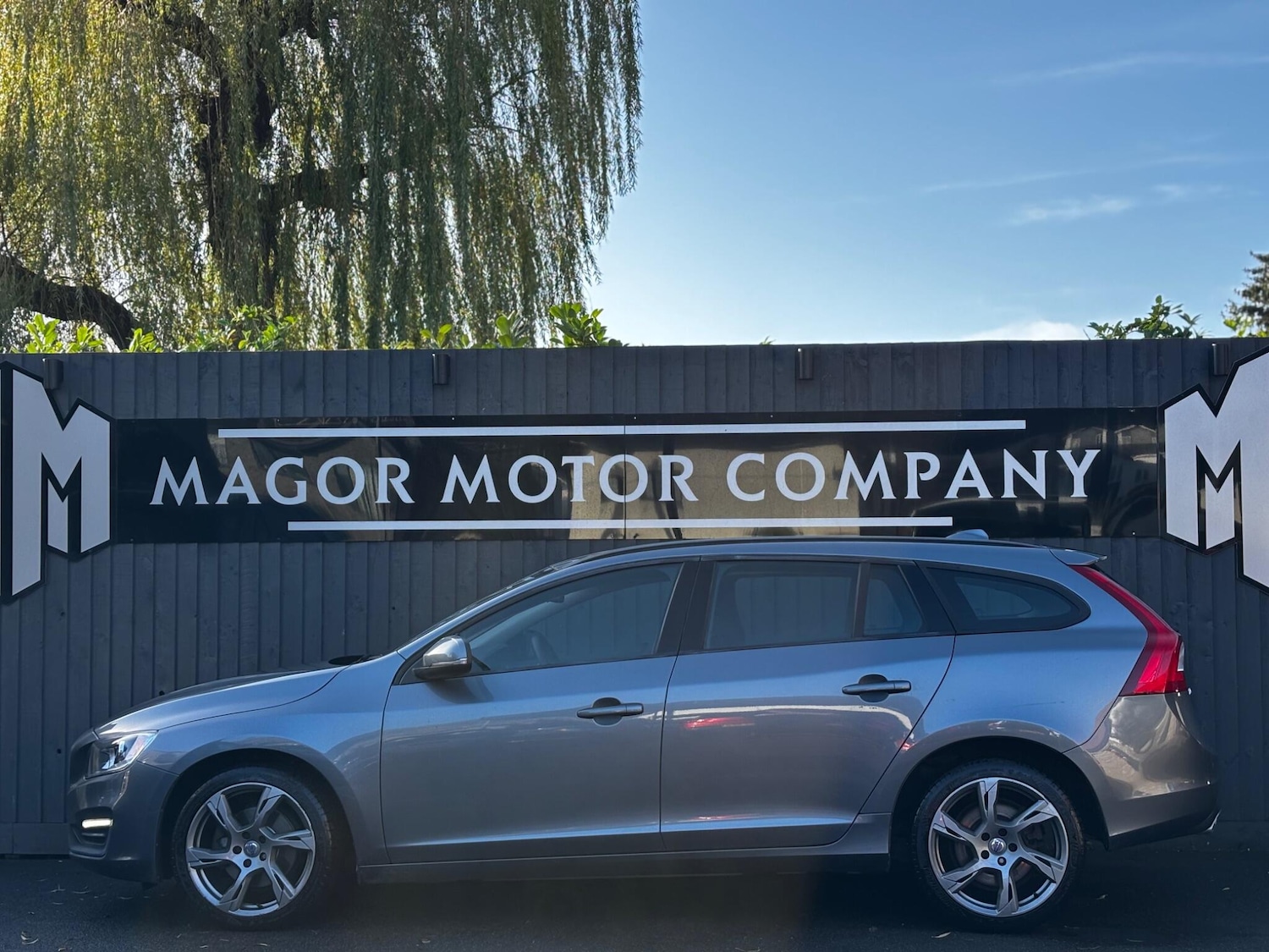 Used Volvo V60 2016 for sale - 76742402: Photo 5
