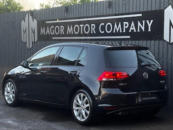 Used Volkswagen Golf 2013 for sale - 77098048: Photo