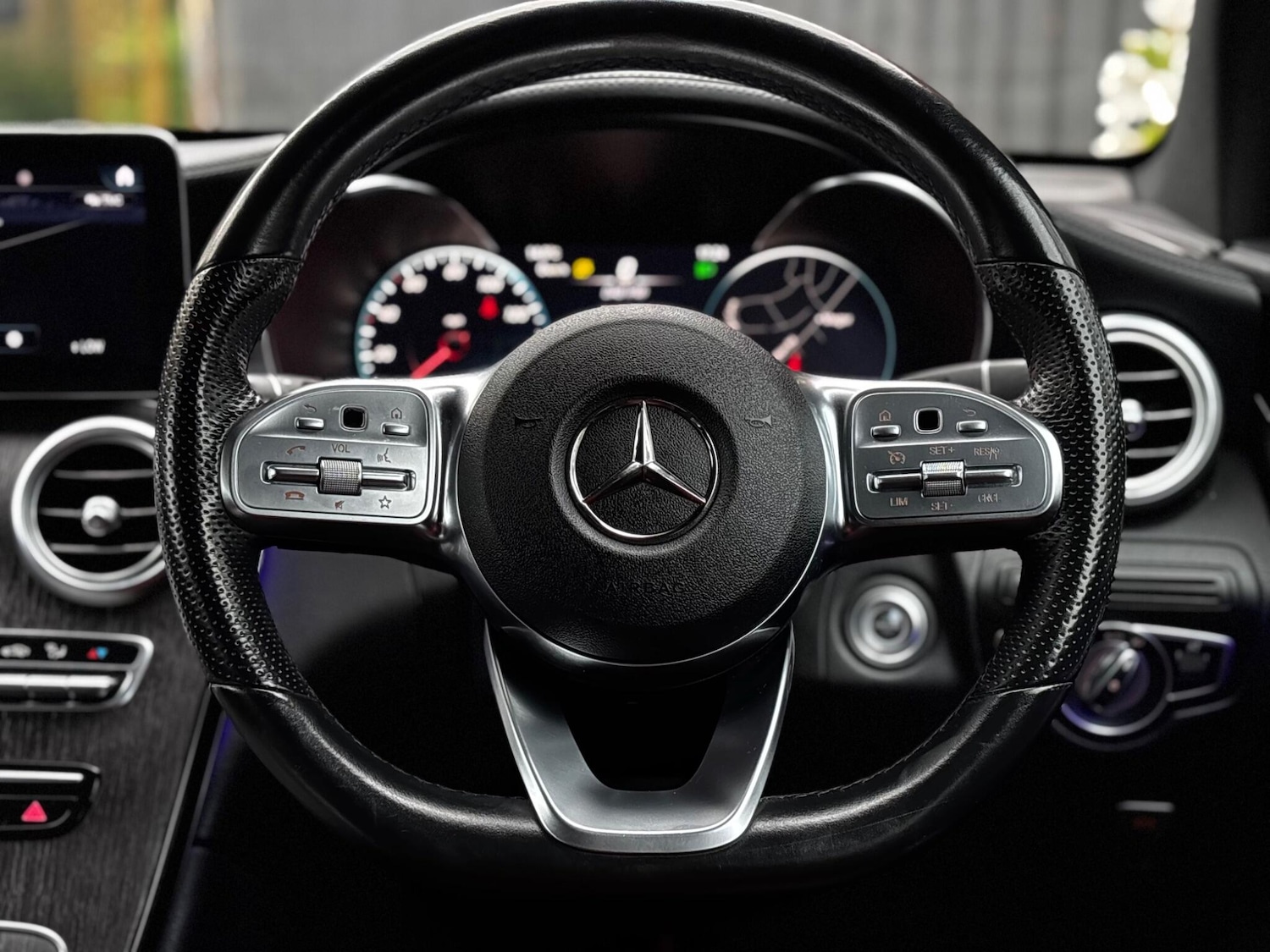 Used Mercedes-Benz GLC 2021 for sale - 76227788: Photo 11