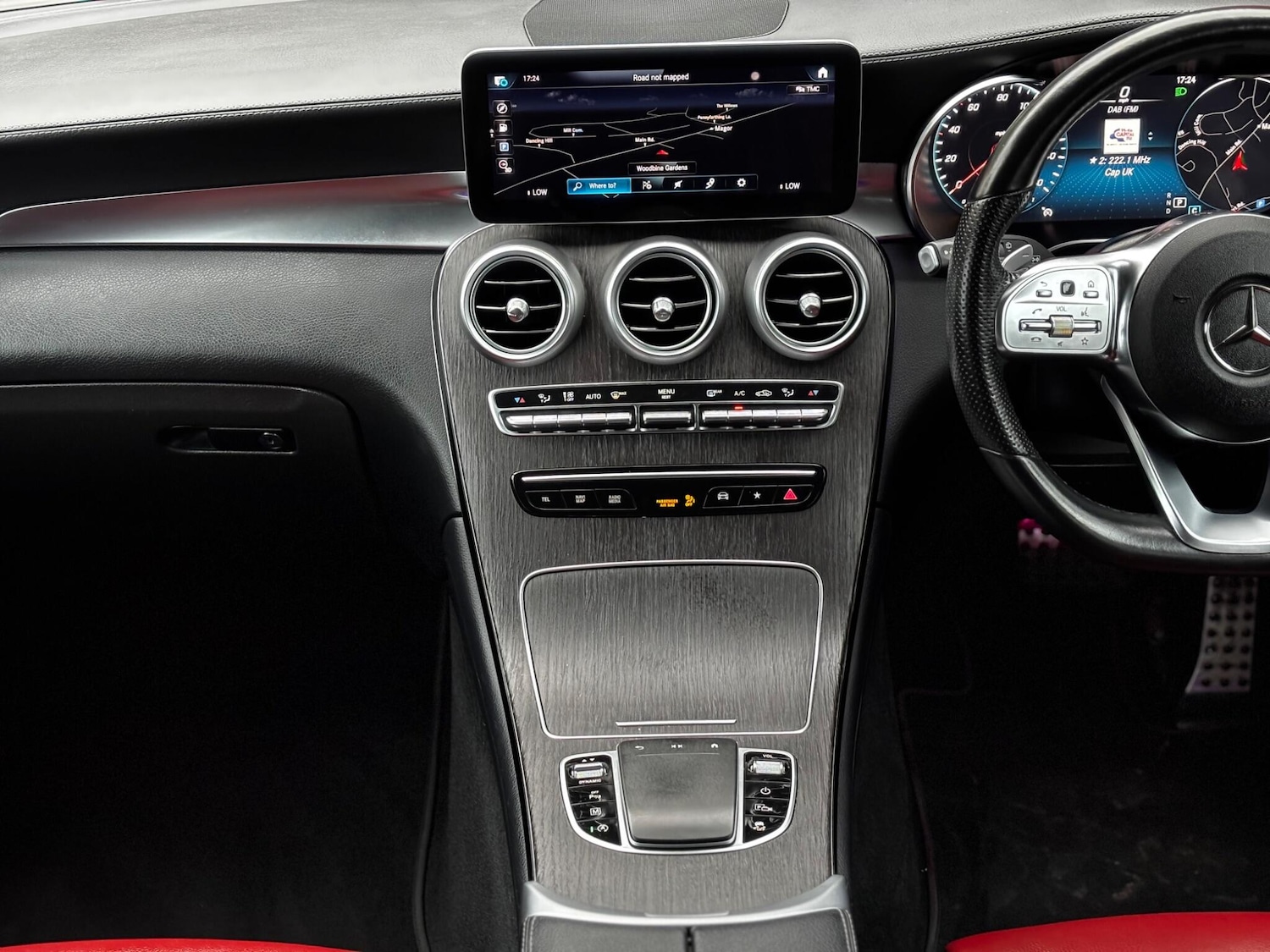 Used Mercedes-Benz GLC 2021 for sale - 76227788: Photo 8