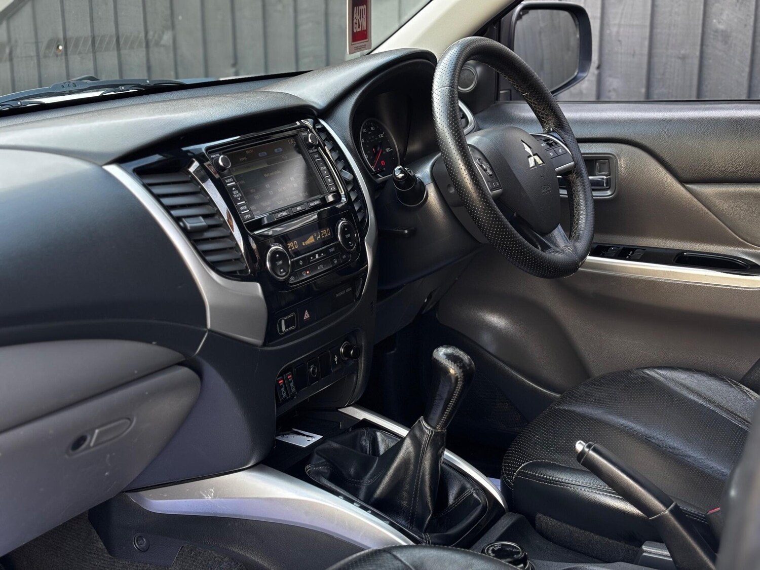 Used Mitsubishi L200 2015 for sale - 77387180: Photo 6