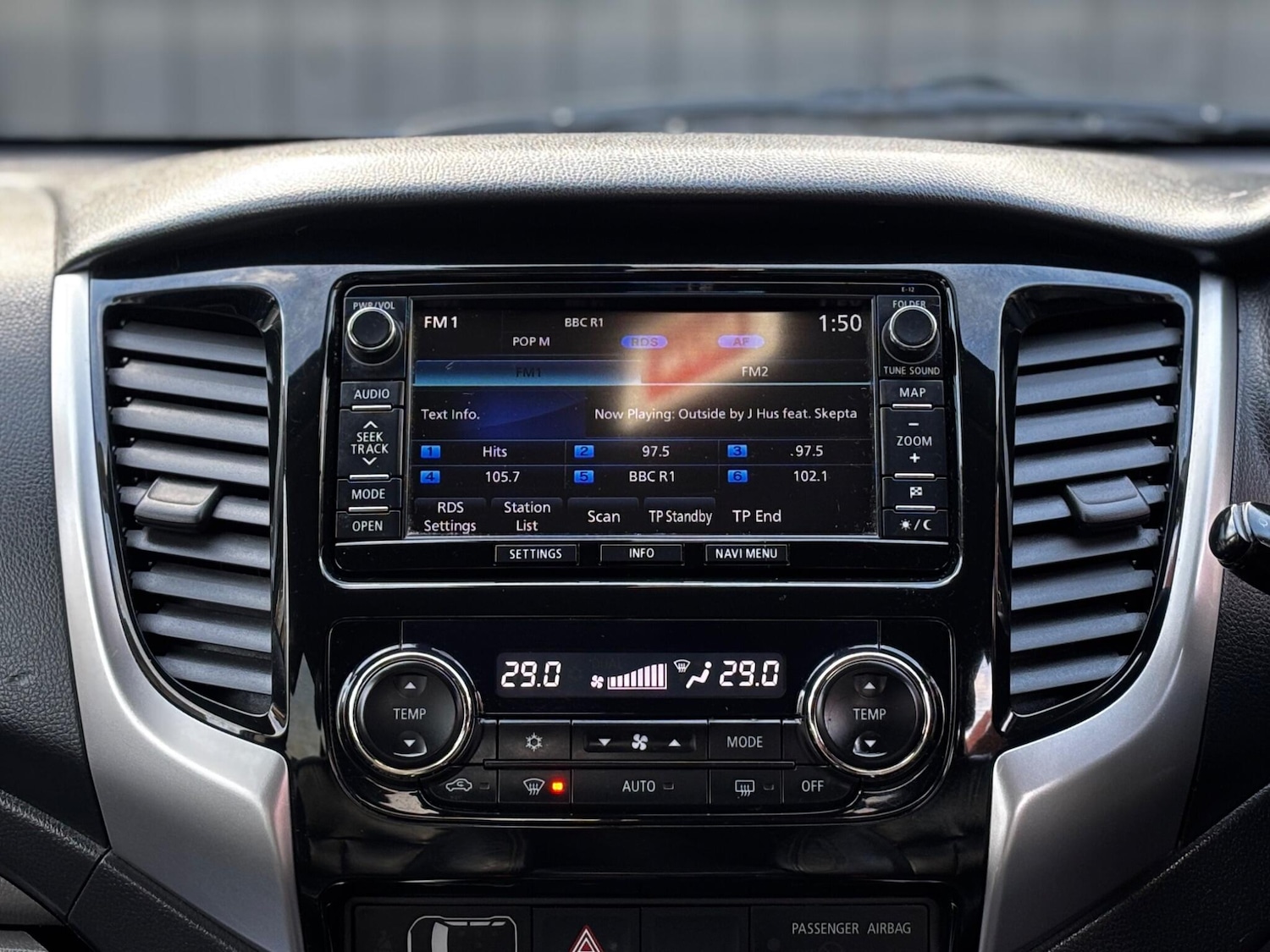 Used Mitsubishi L200 2015 for sale - 77387180: Photo 9