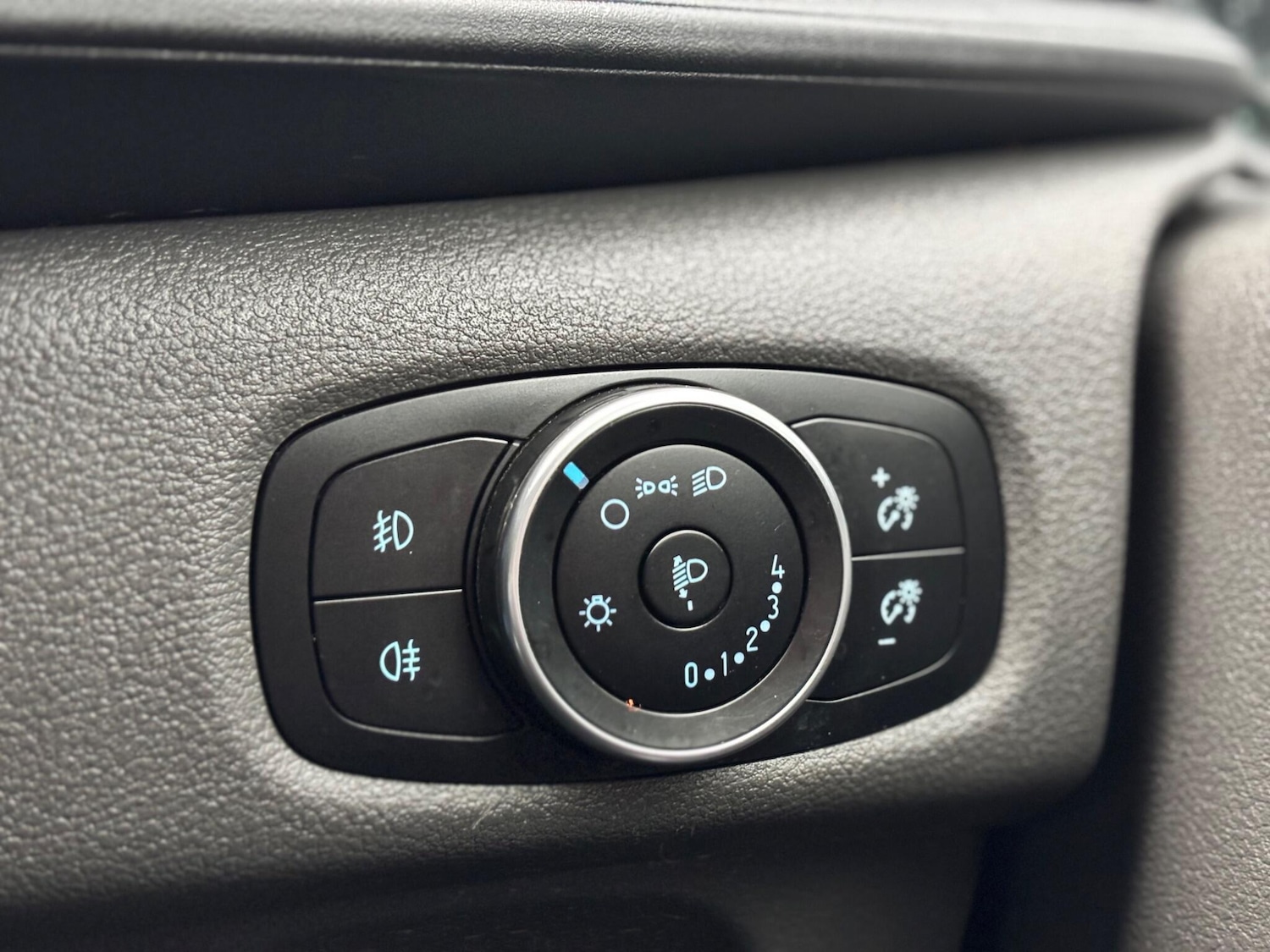 Used Ford Transit Custom 2020 for sale - 77883049: Photo 9