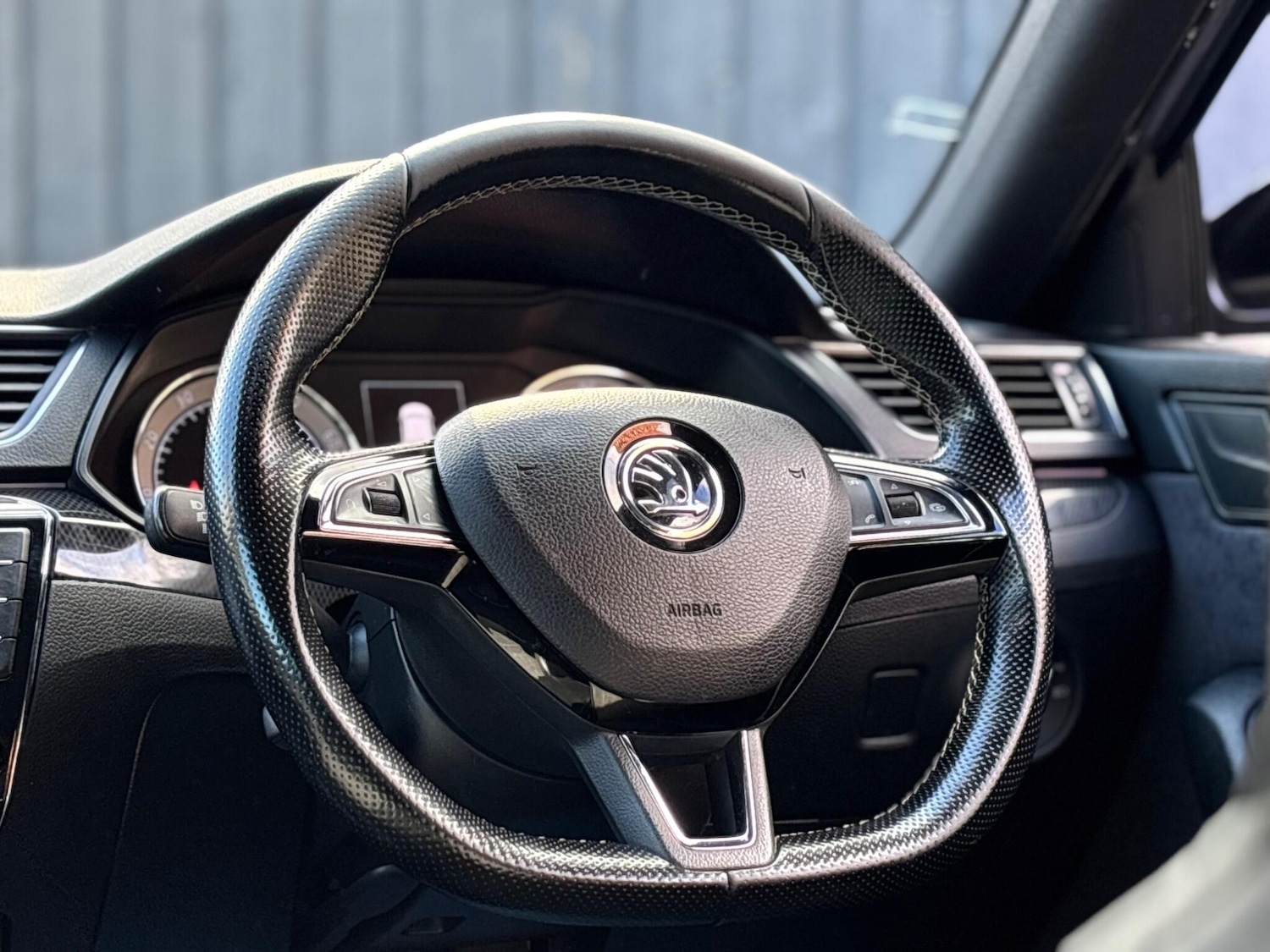 Used Skoda Superb 2017 for sale - 78047669: Photo 12