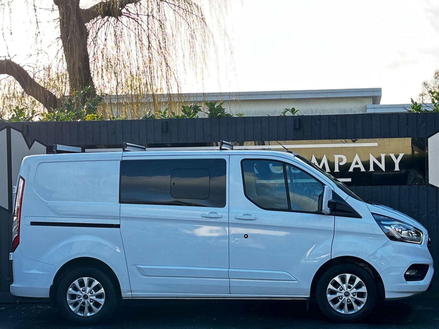 Used Ford Transit Custom 2018 for sale - 77016204: Photo 2