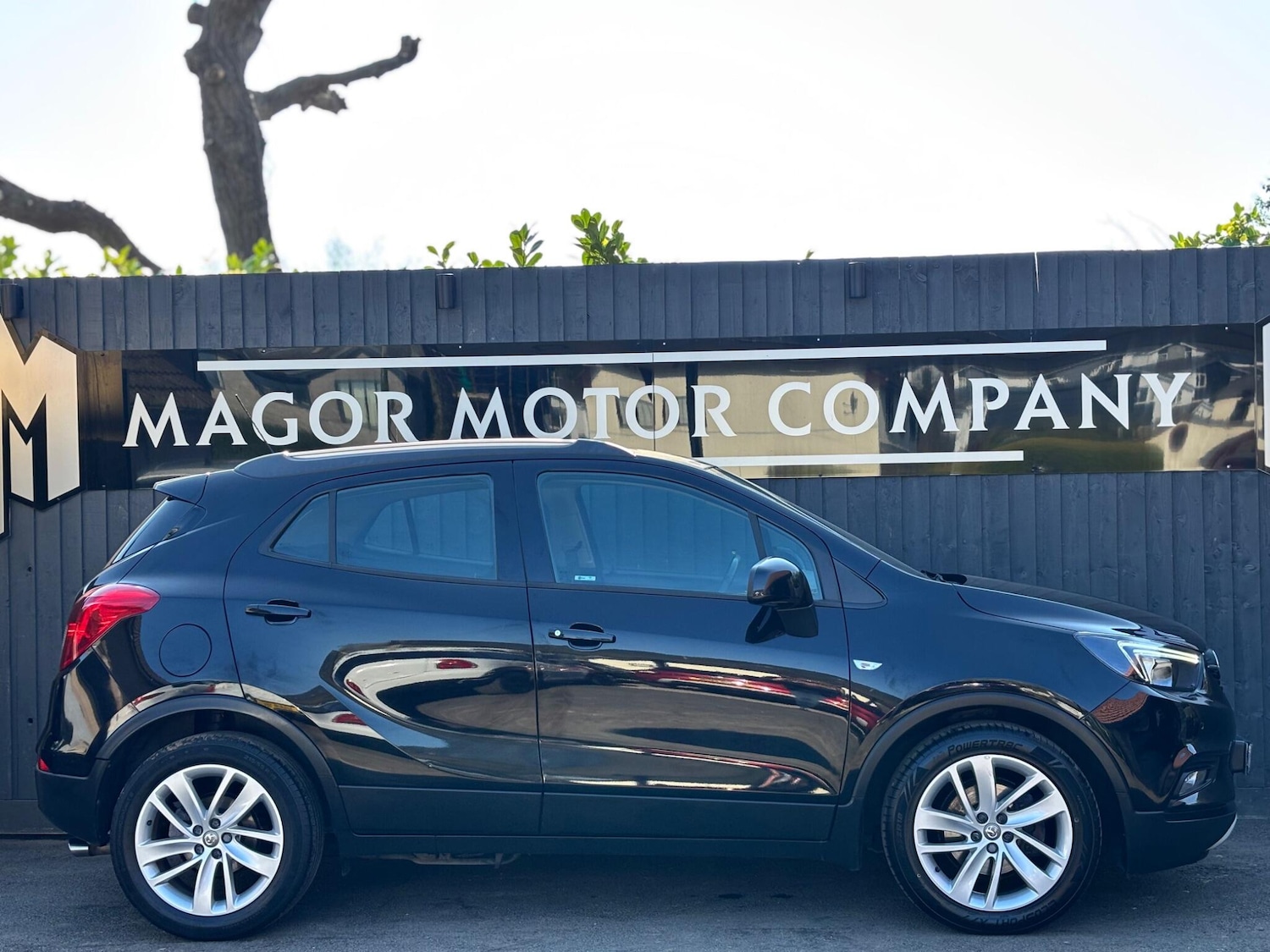 Used Vauxhall Mokka X 2017 for sale - 77993843: Photo 2