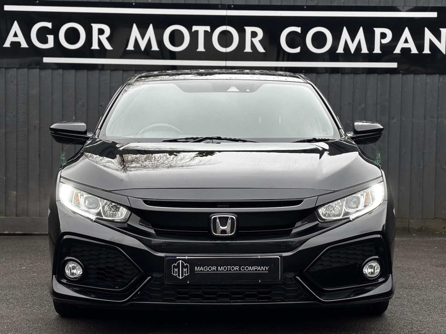 Used Honda Civic 2017 for sale - 77331130: Photo 3