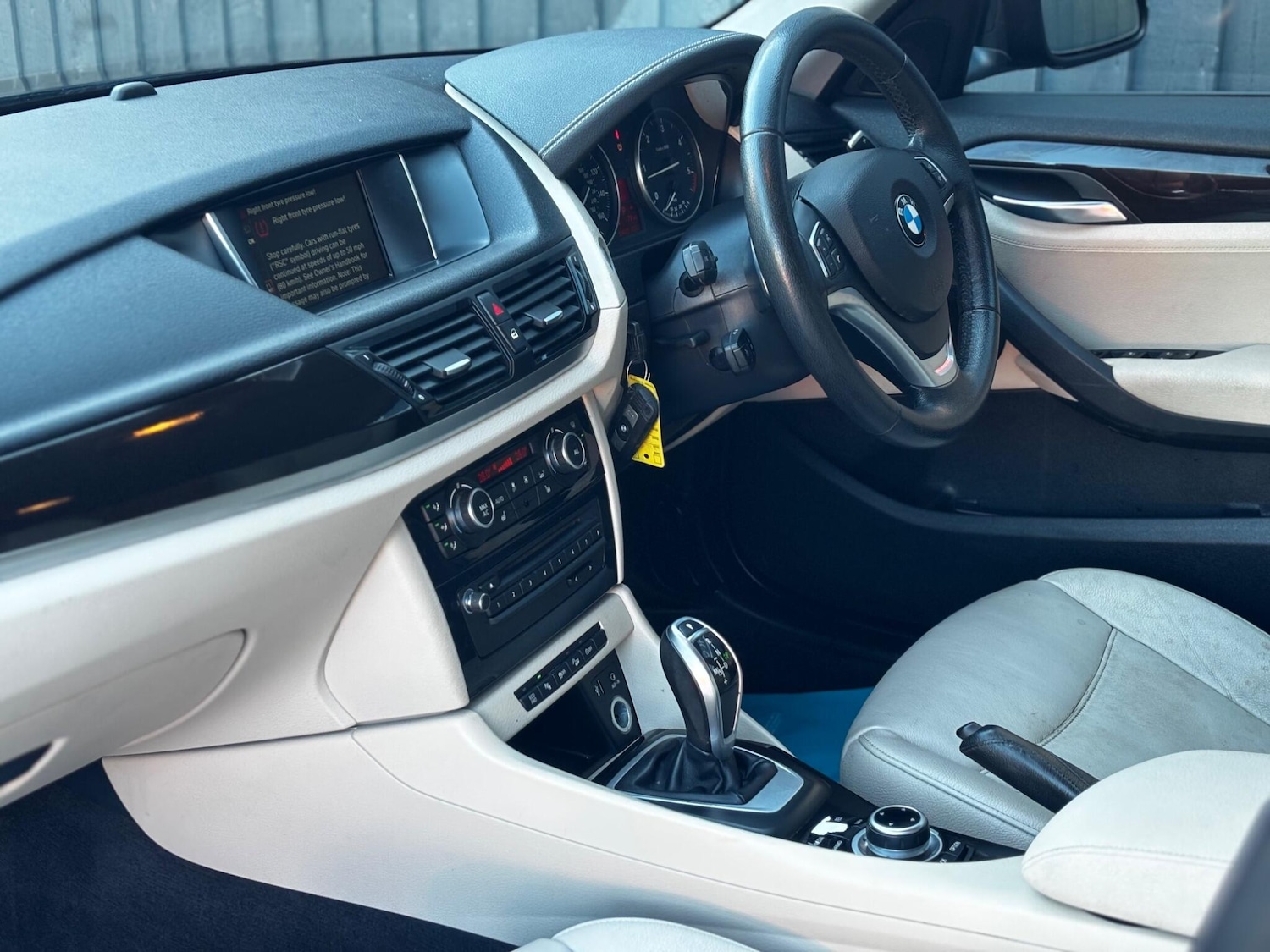 Used BMW X1 2015 for sale - 76926170: Photo 6