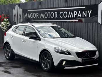 2015 (15) - D2 Cross Country Lux 5dr Powershift