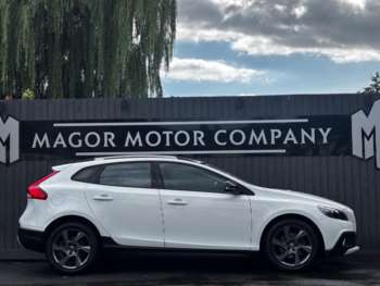 Used Volvo V40 Cross Country 2015 for sale - 75459156: Photo