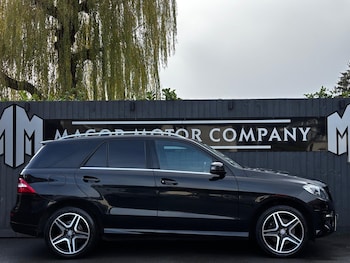 Used Mercedes-Benz M Class 2015 for sale - 76780805: Photo