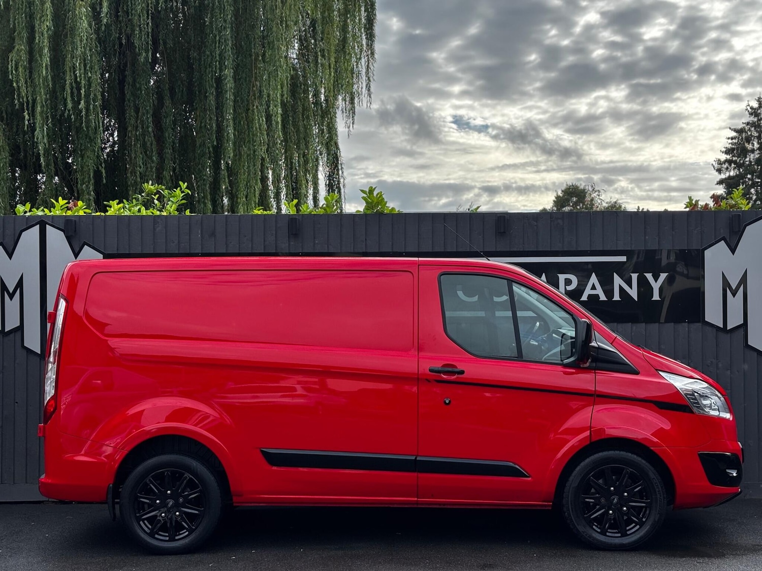 Used Ford Transit Custom 2018 for sale - 76167277: Photo 2