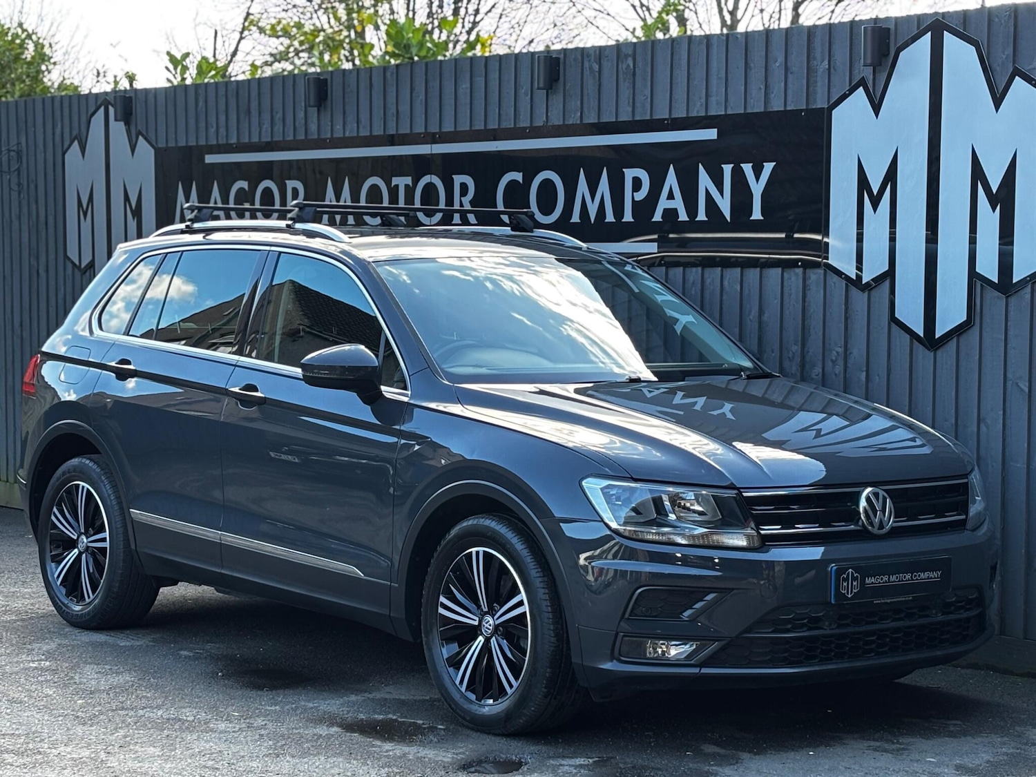 Used Volkswagen Tiguan for sale - 77705576: Photo 1