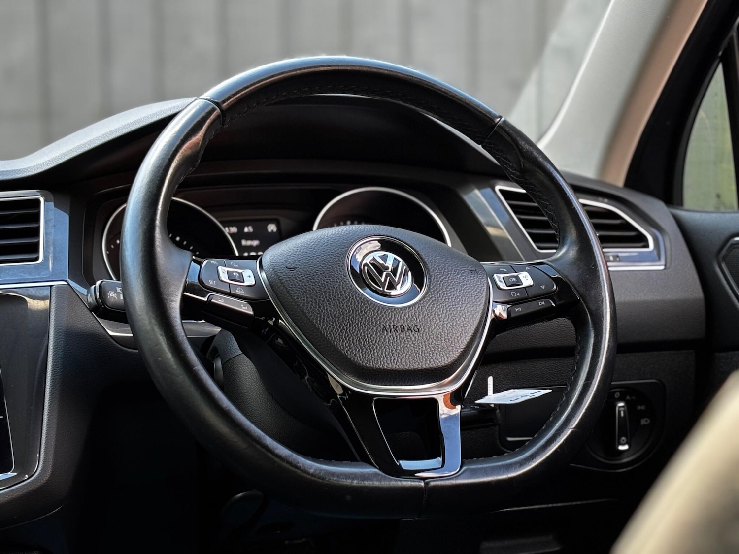 Used Volkswagen Tiguan for sale - 77705576: Photo 15