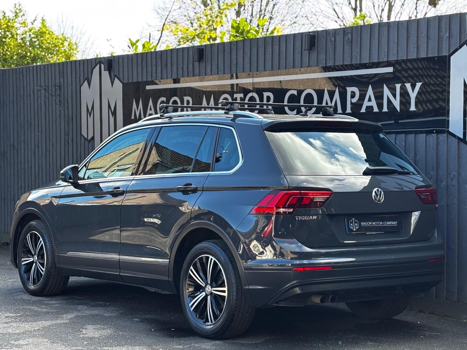 Used Volkswagen Tiguan for sale - 77705576: Photo 4