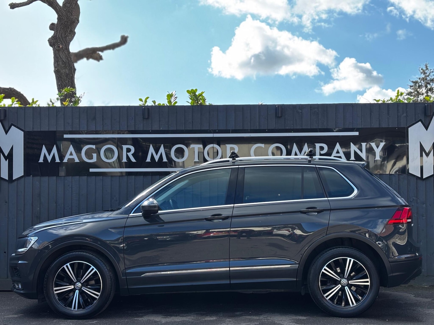 Used Volkswagen Tiguan for sale - 77705576: Photo 5