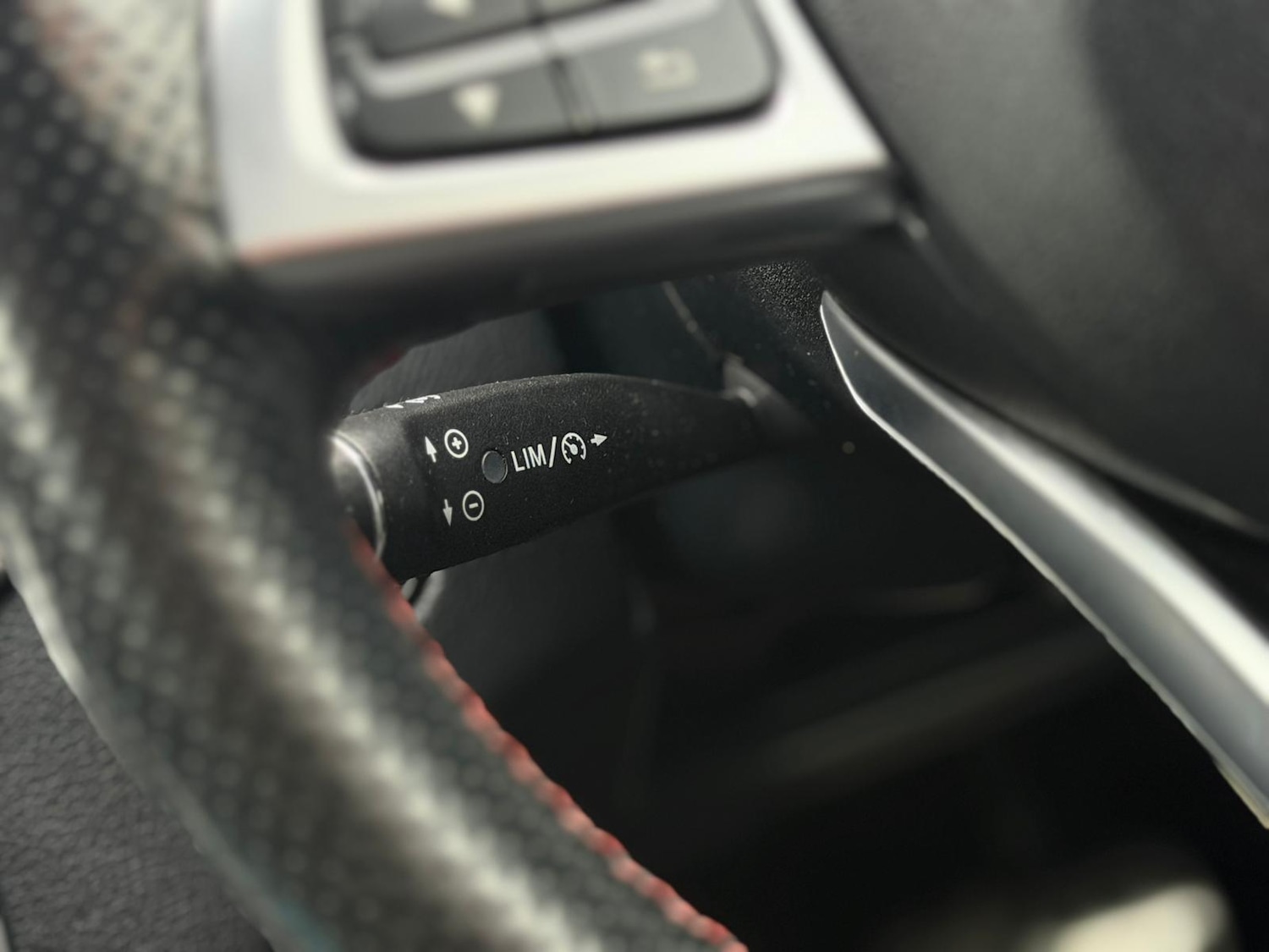 Used Mercedes-Benz CLA 2018 for sale - 77853043: Photo 11