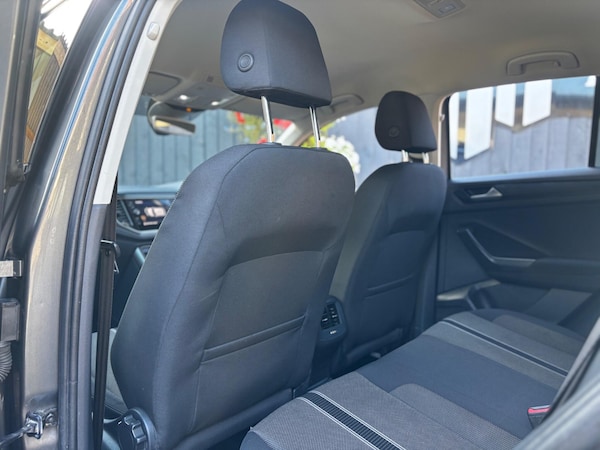 Used Volkswagen T-Roc 2018 for sale - 76188742: Photo 14