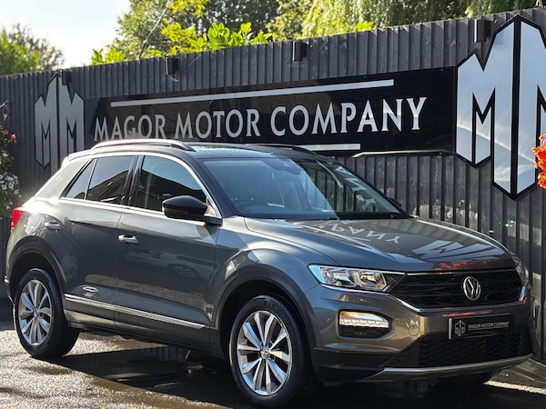 Used Volkswagen T-Roc 2018 for sale - 76188742: Photo 1