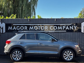 Used Volkswagen T-Roc 2018 for sale - 76188742: Photo 2
