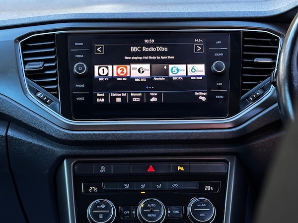 Used Volkswagen T-Roc 2018 for sale - 76188742: Photo 9