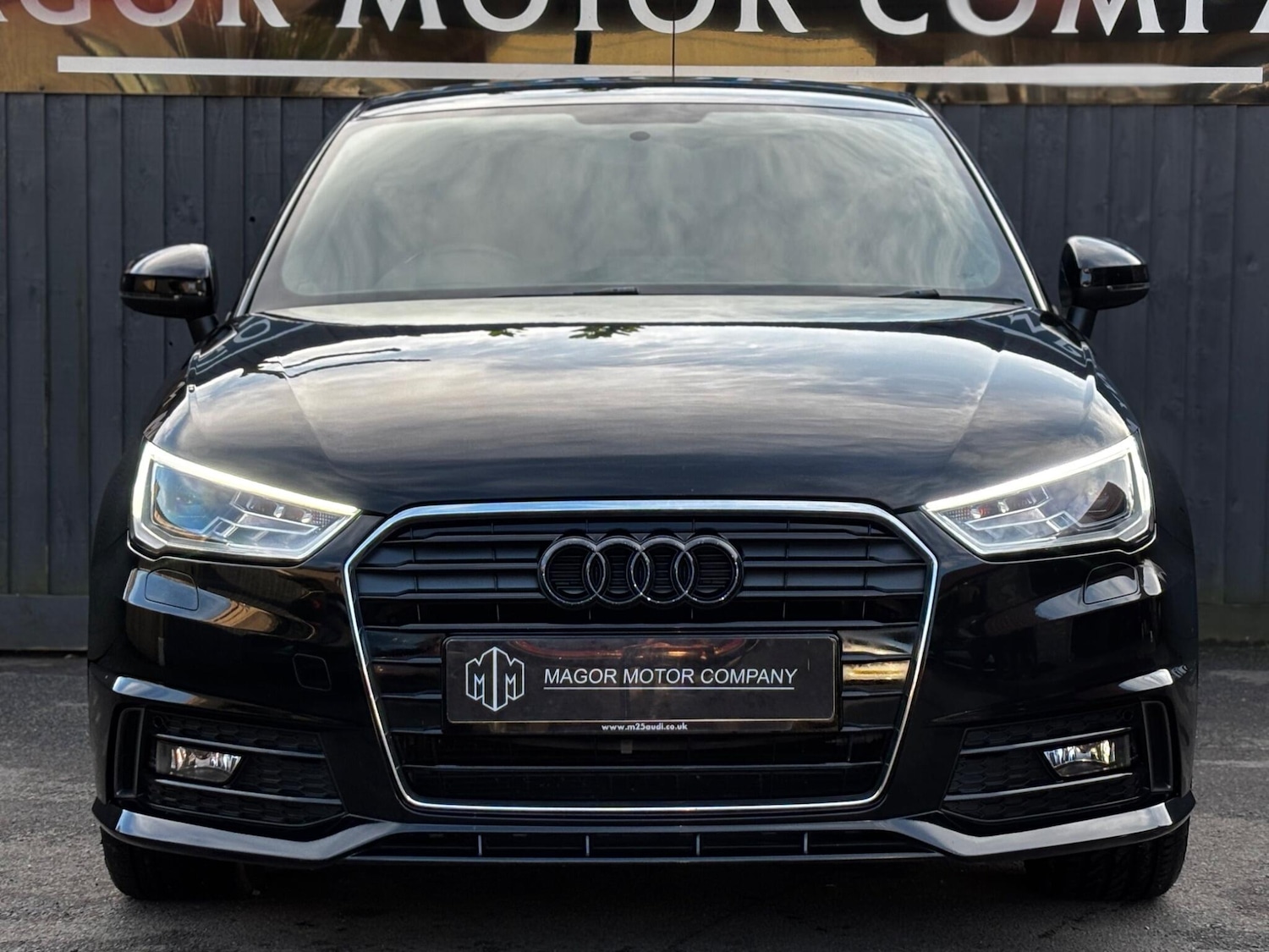 Used Audi A1 for sale - 77705302: Photo 2