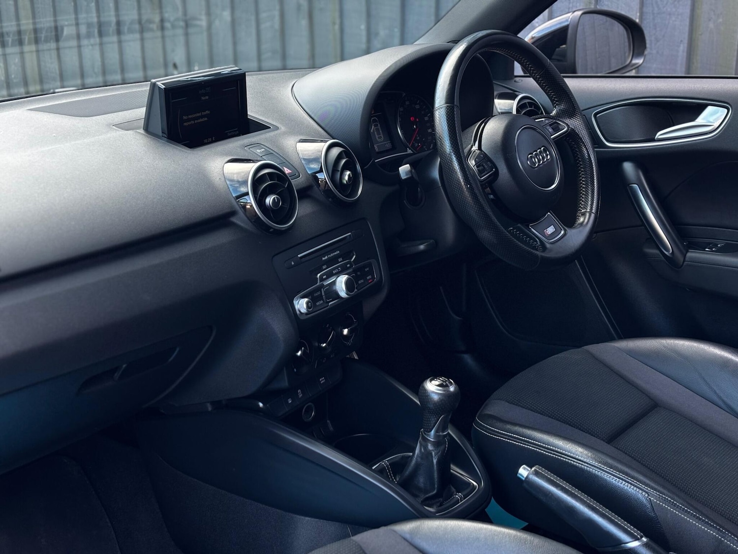 Used Audi A1 for sale - 77705302: Photo 4