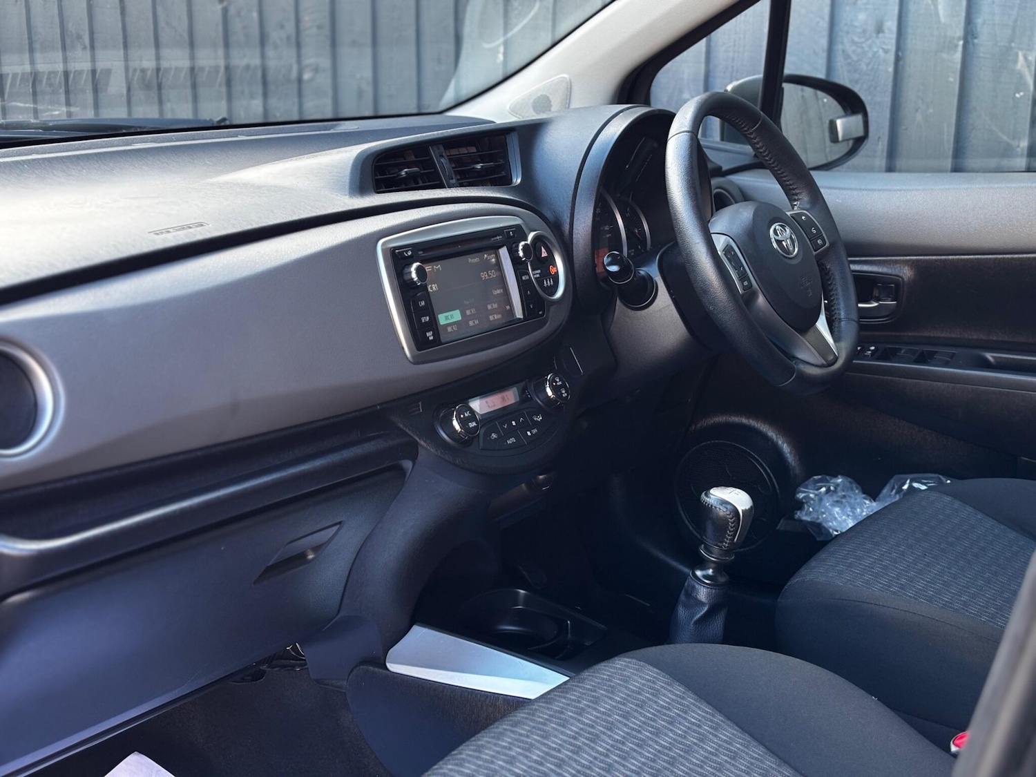 Used Toyota Yaris 2014 for sale - 77091306: Photo 6