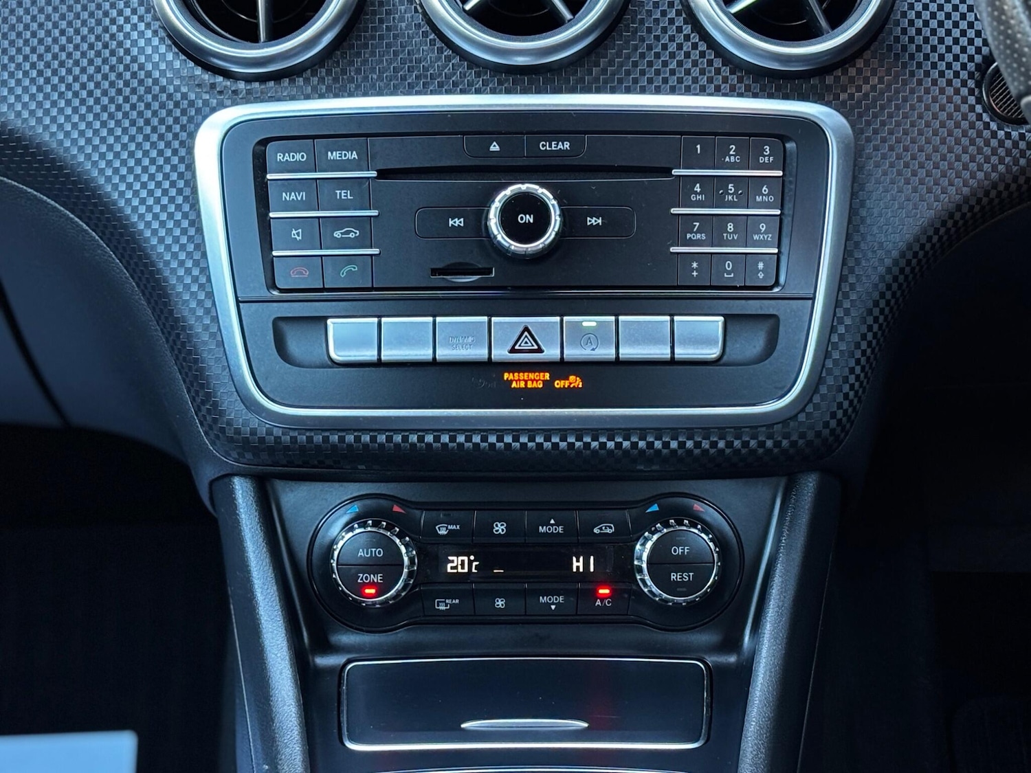 Used Mercedes-Benz A-Class 2017 for sale - 76370214: Photo 10