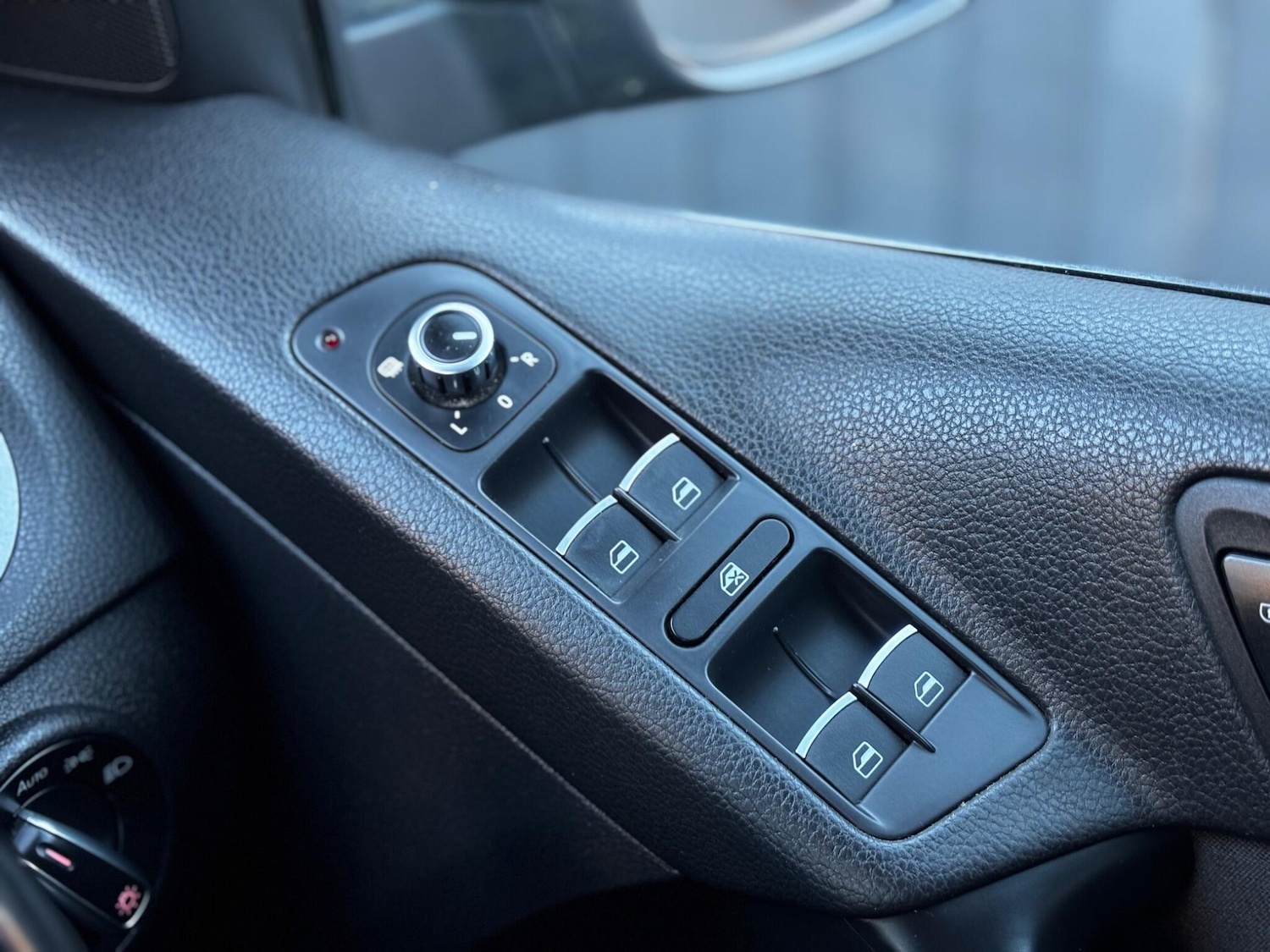 Used Volkswagen Tiguan 2014 for sale - 76714454: Photo 12