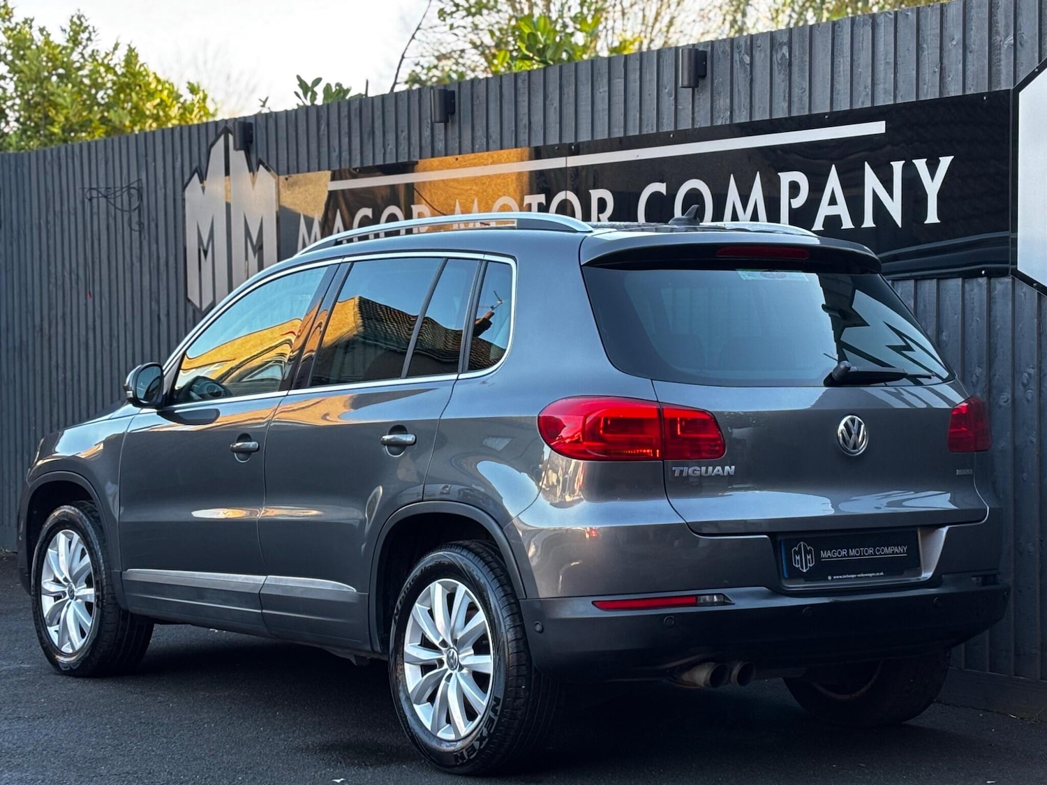 Used Volkswagen Tiguan 2014 for sale - 76714454: Photo 4