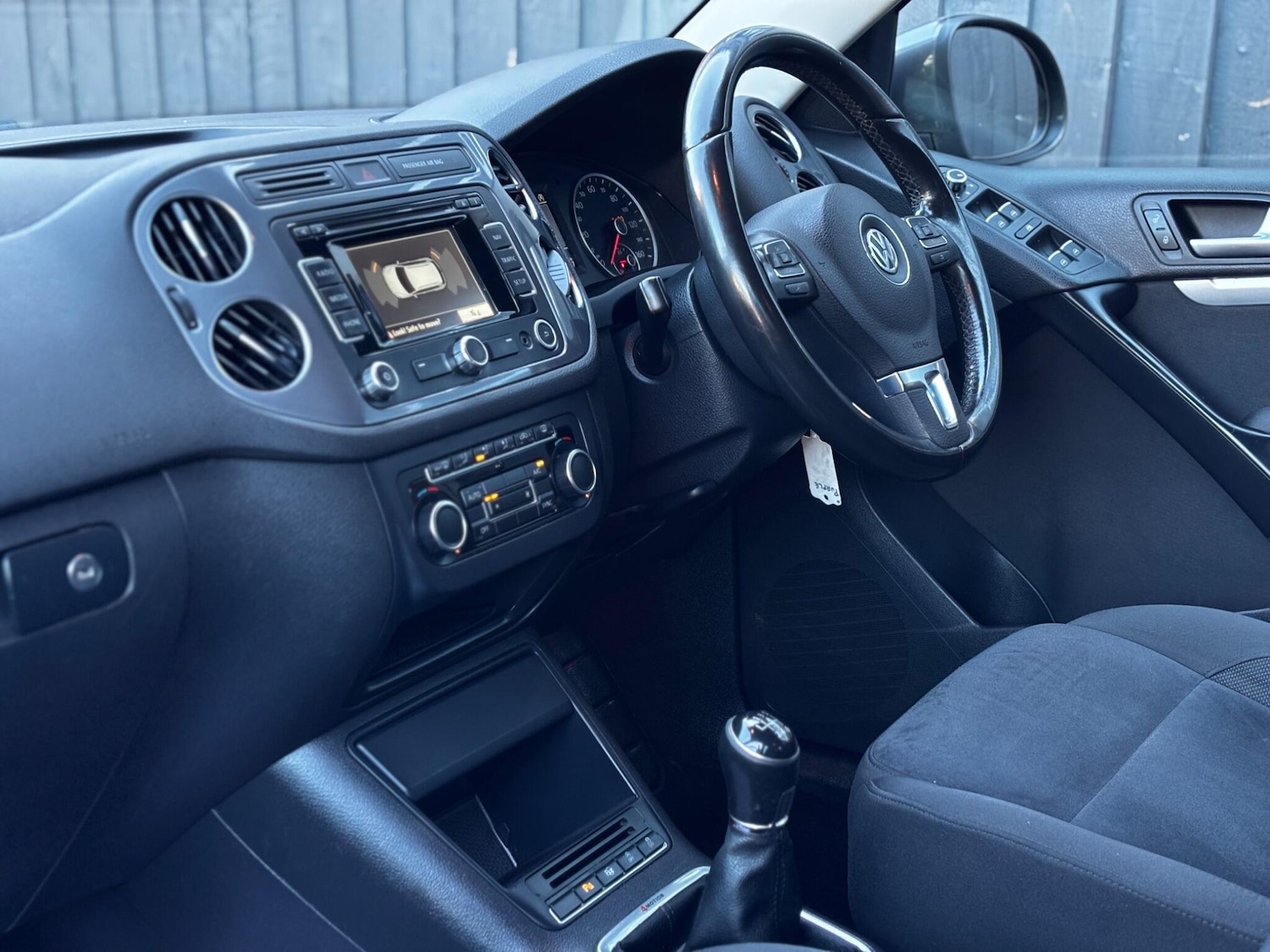 Used Volkswagen Tiguan 2014 for sale - 76714454: Photo 6