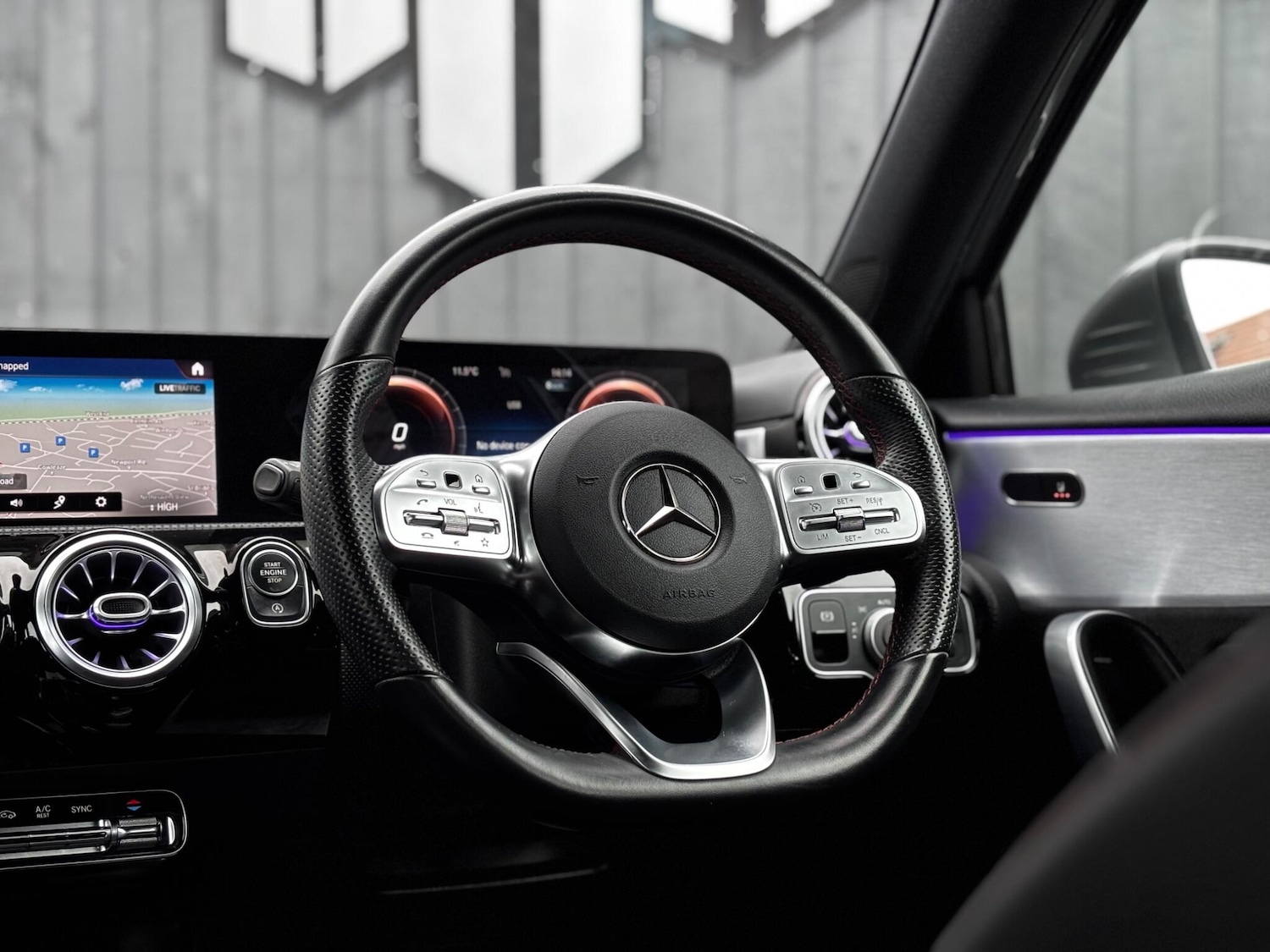 Used Mercedes-Benz A-Class 2019 for sale - 76781526: Photo 9