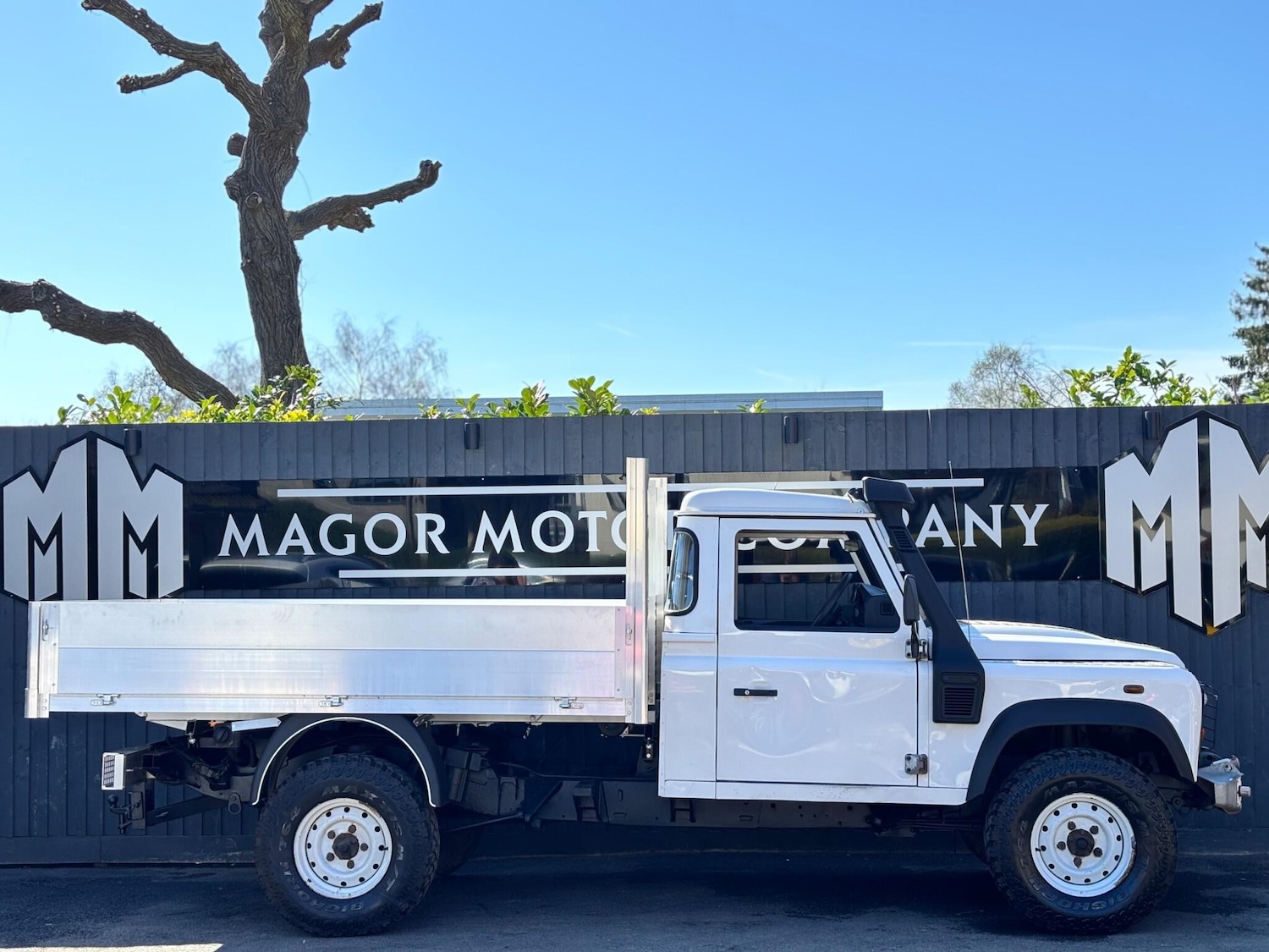 Used Land Rover Defender 2008 for sale - 77940127: Photo 2