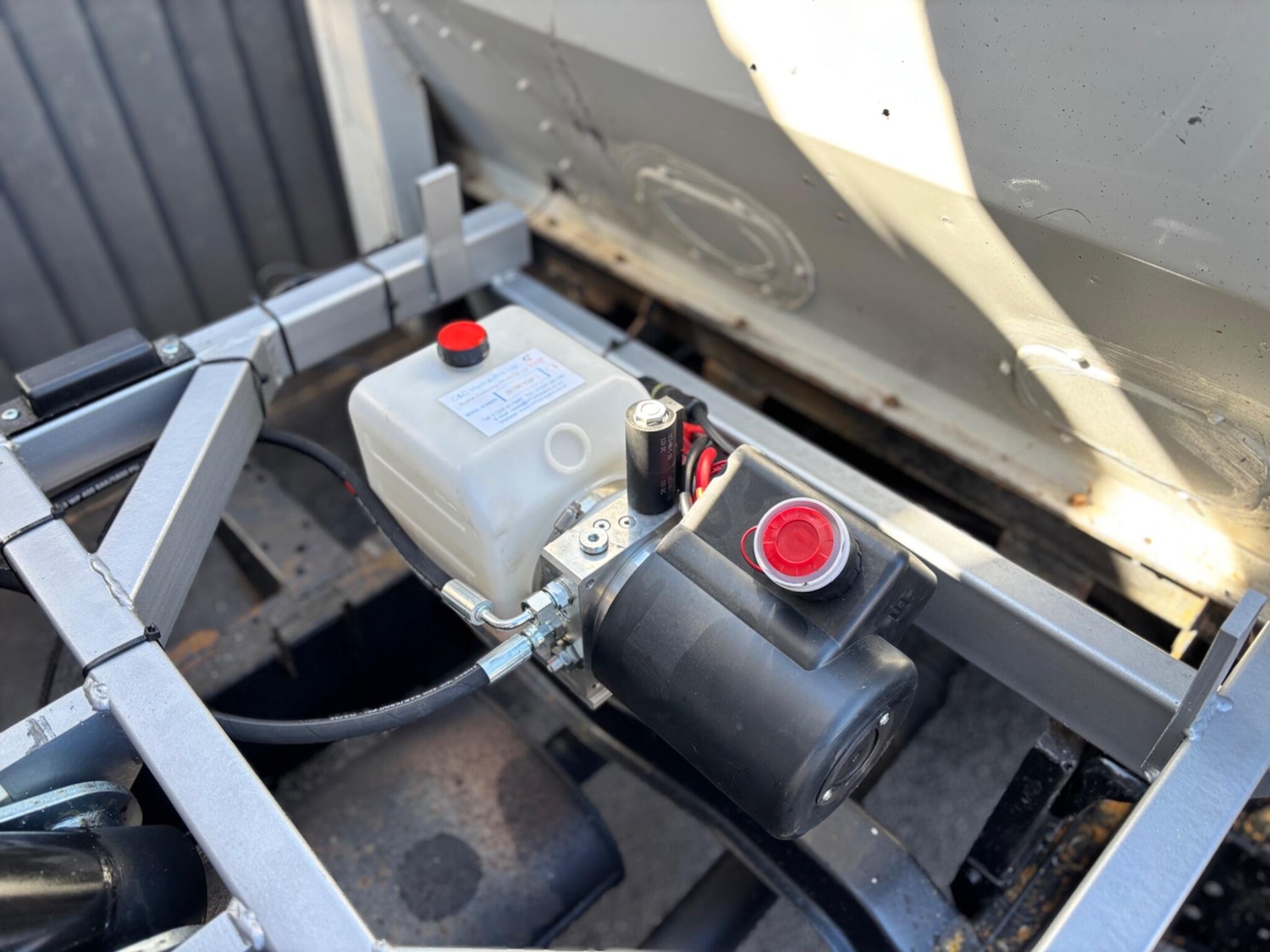 Used Land Rover Defender 2008 for sale - 77940127: Photo 5