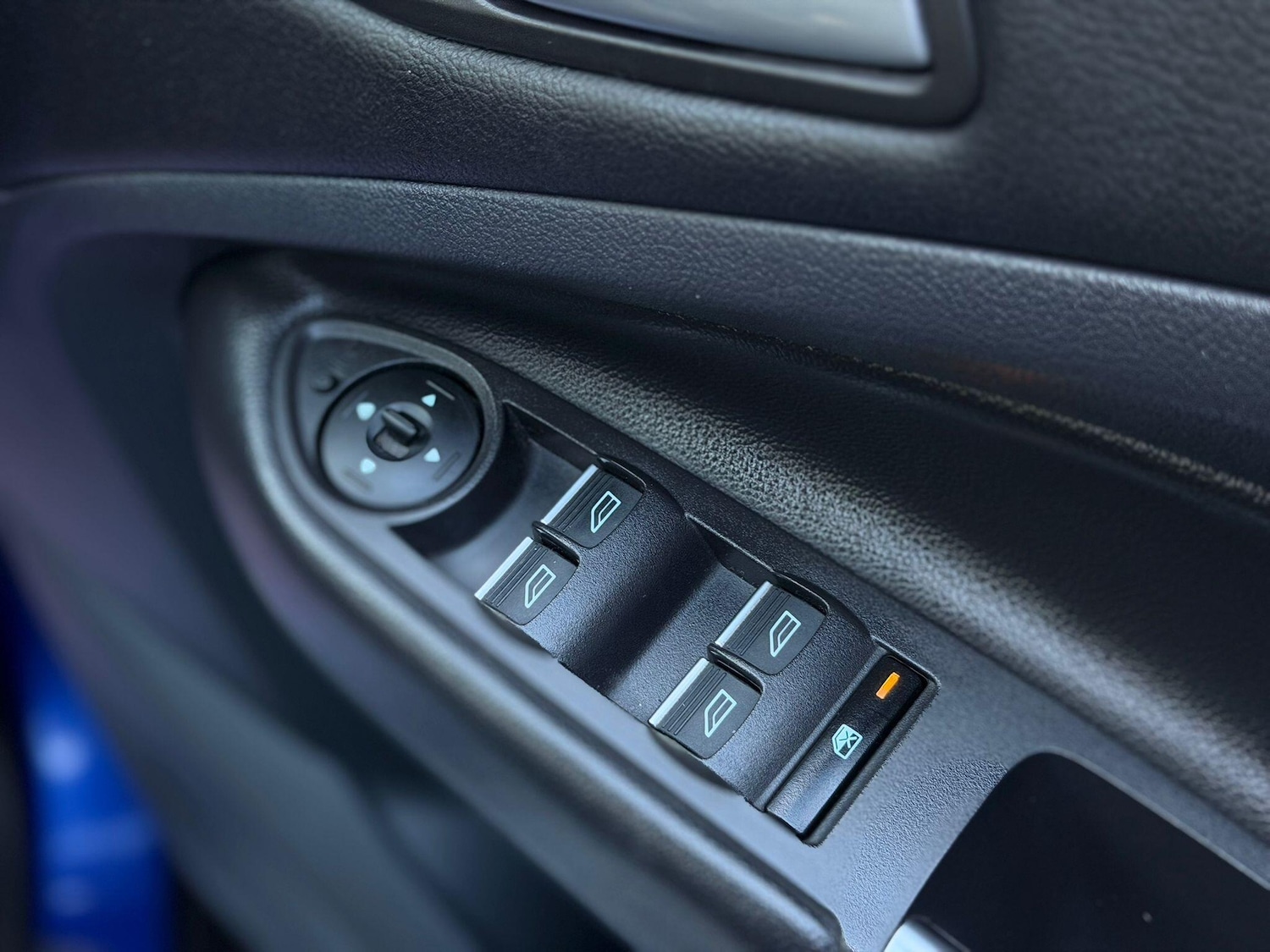 Used Ford Kuga 2016 for sale - 76371322: Photo 17