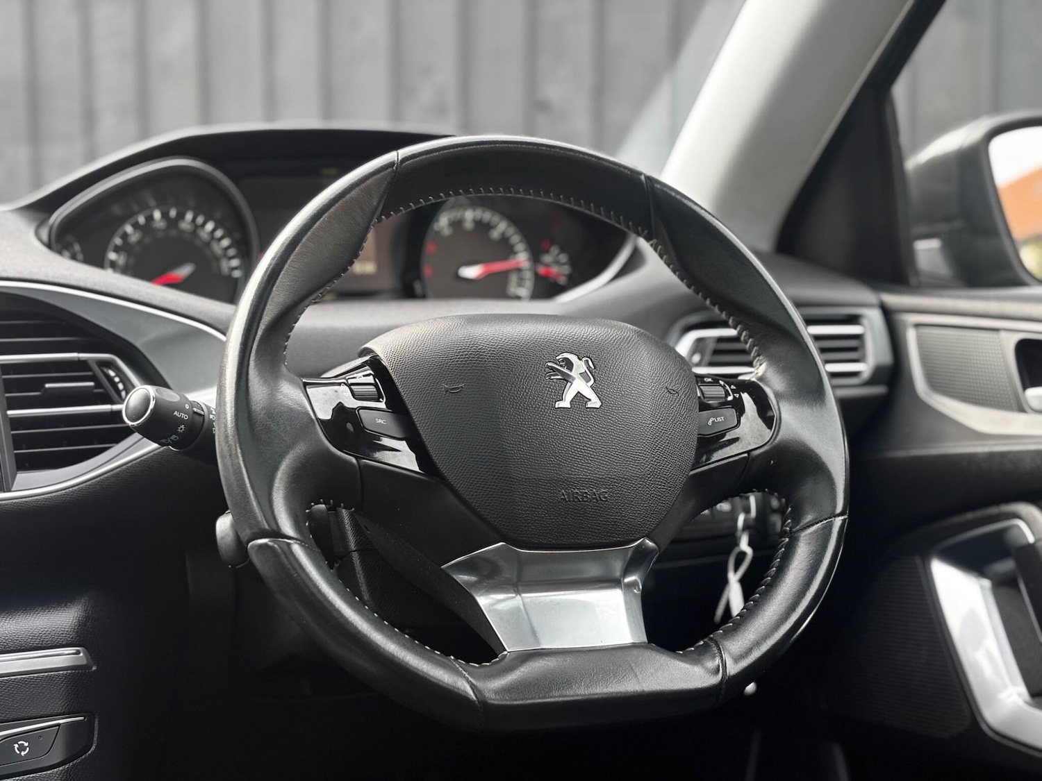 Used Peugeot 308 2020 for sale - 76715022: Photo 13