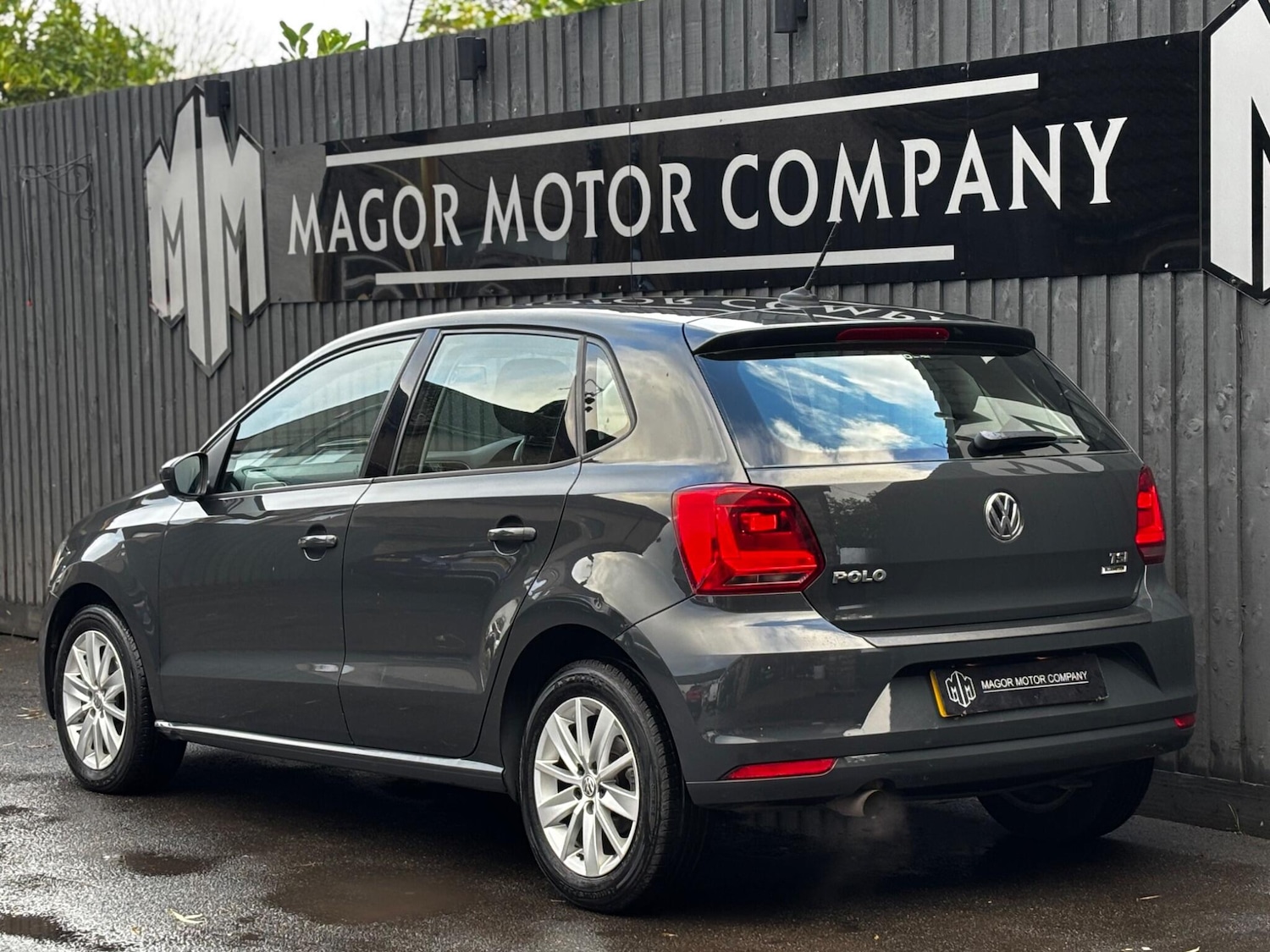 Used Volkswagen Polo 2015 for sale - 76849700: Photo 4
