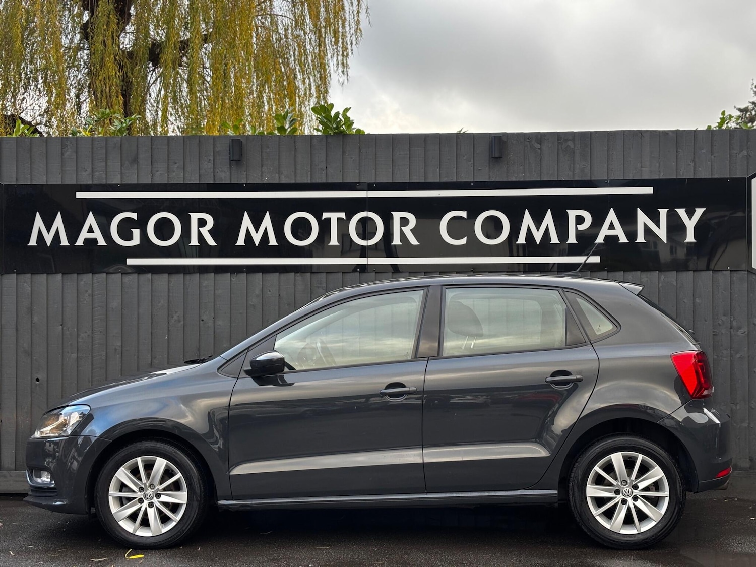 Used Volkswagen Polo 2015 for sale - 76849700: Photo 5