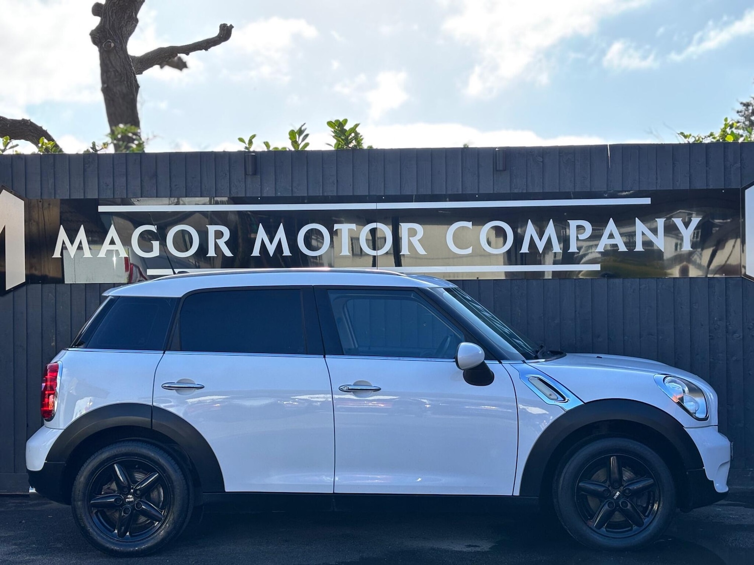 Used MINI Countryman 2014 for sale - 77939364: Photo 2