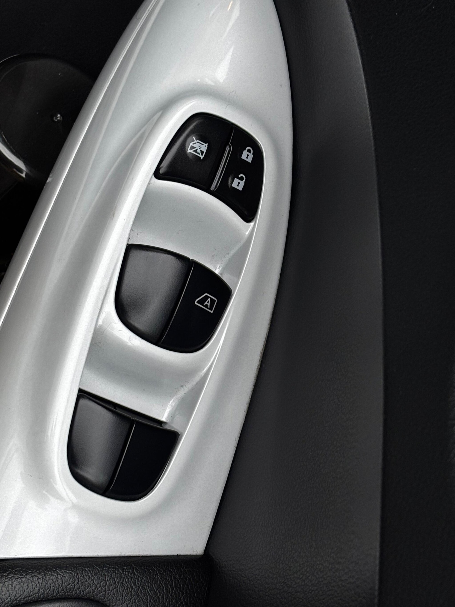 Used Nissan Juke 2015 for sale - 77331116: Photo 11