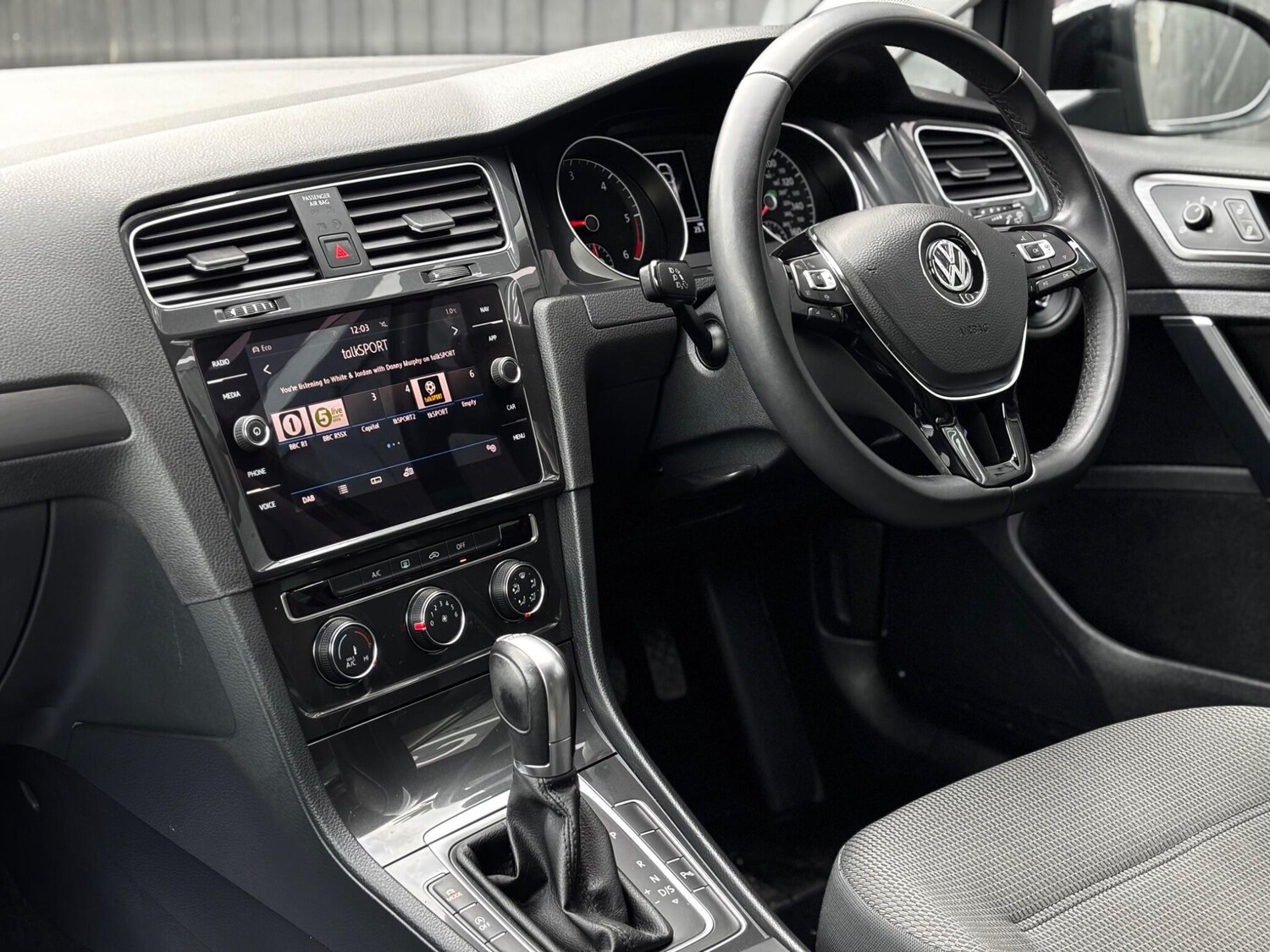 Used Volkswagen Golf for sale - 77723801: Photo 6