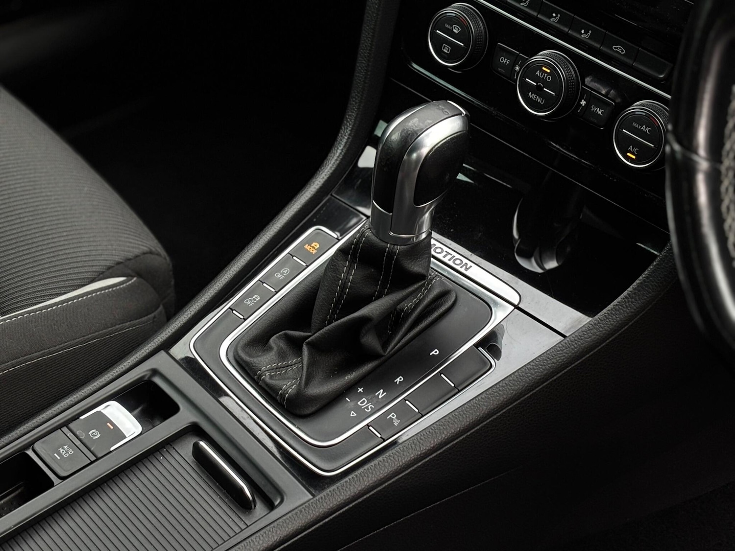 Used Volkswagen Golf 2014 for sale - 76743326: Photo 11