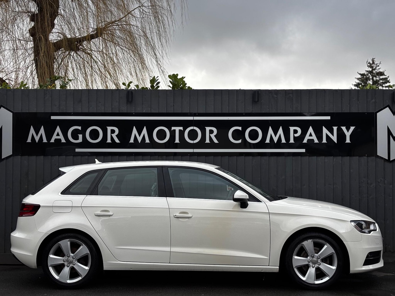 Used Audi A3 2015 for sale - 77344271: Photo 2