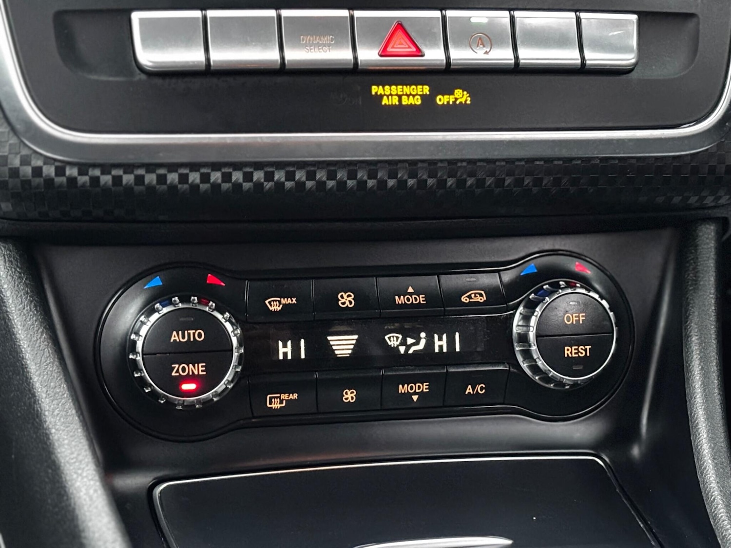 Used Mercedes-Benz A-Class 2017 for sale - 76714963: Photo 11