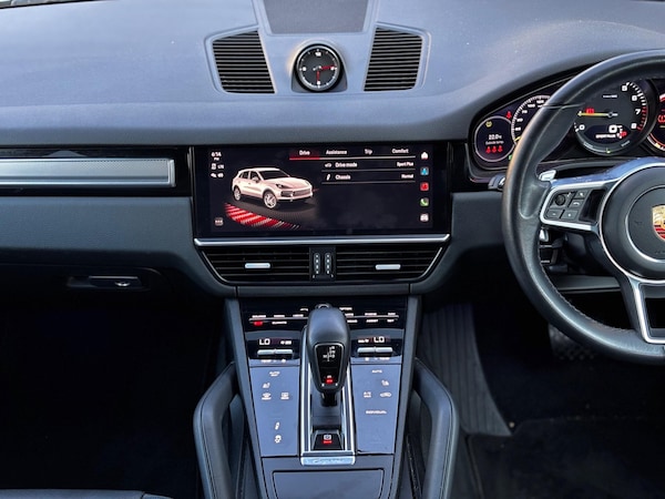 Used Porsche Cayenne 2022 for sale - 75449833: Photo 11