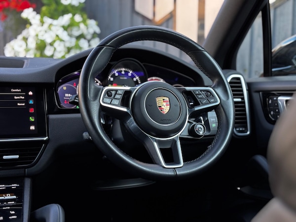 Used Porsche Cayenne 2022 for sale - 75449833: Photo 14