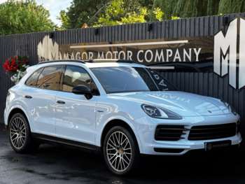 2022 (22) - 3.0 V6 E-Hybrid 17.9kWh Platinum Edition TiptronicS 4WD Euro 6 (s/s) 5dr (3